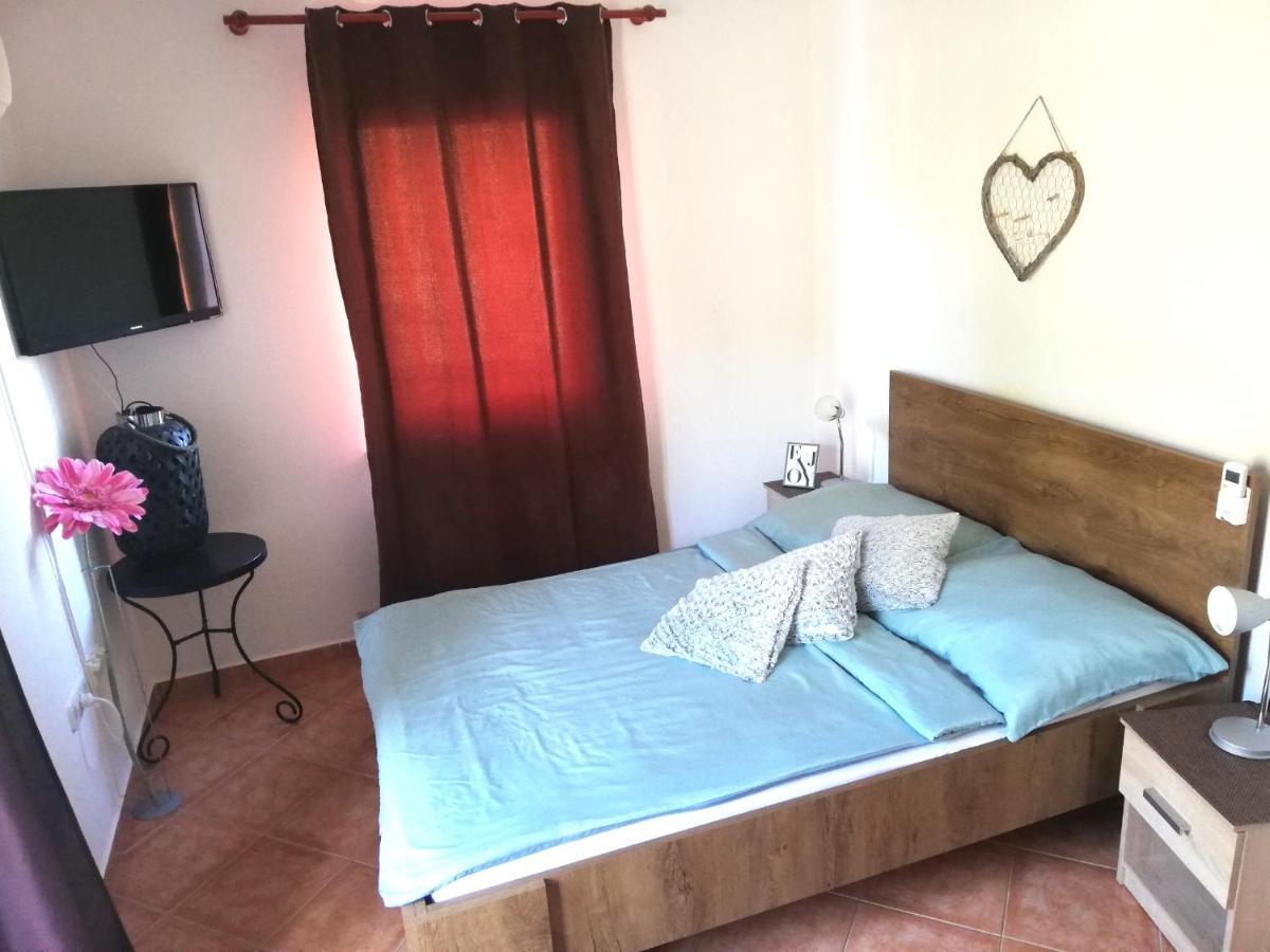 Apartments Erenda Fuskulin Exterior photo