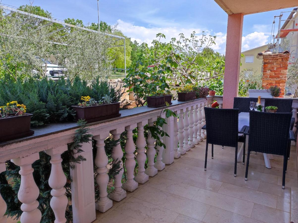 Apartments Erenda Fuskulin Exterior photo