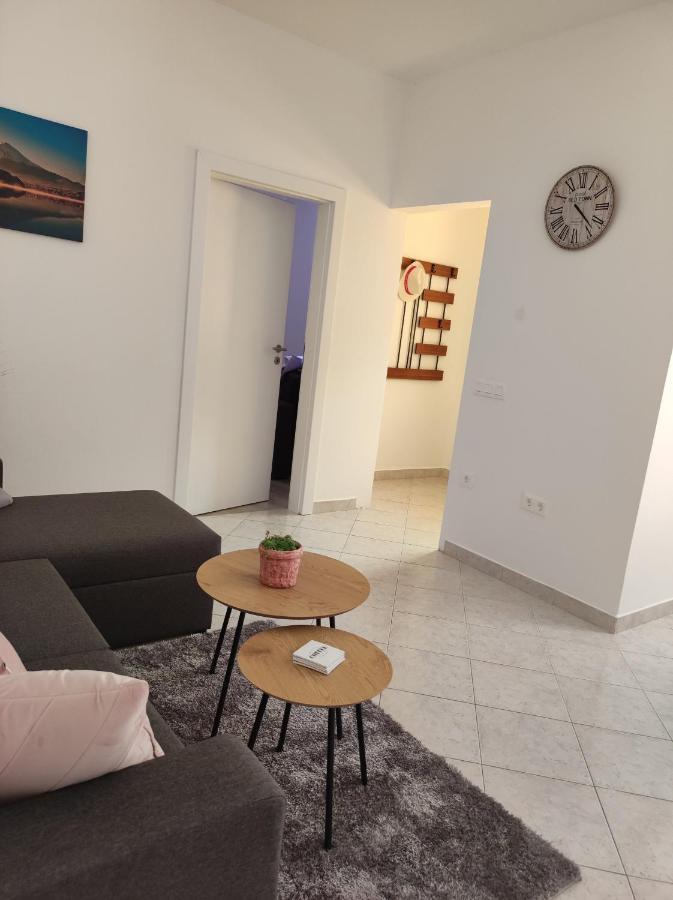 Apartments Erenda Fuskulin Exterior photo
